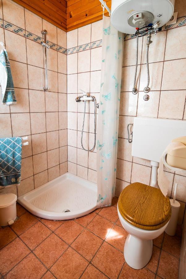 Authentic Countryside Villa With Hot Tub Veliki Kamen Exterior foto