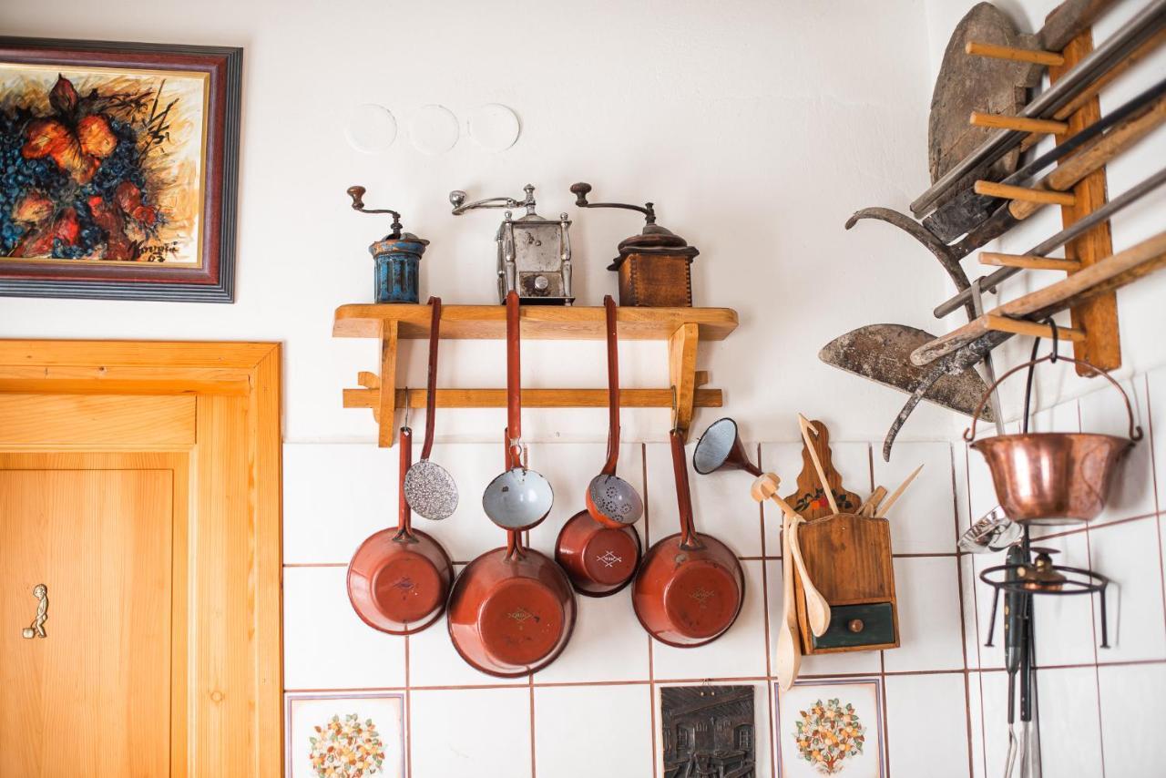 Authentic Countryside Villa With Hot Tub Veliki Kamen Zimmer foto